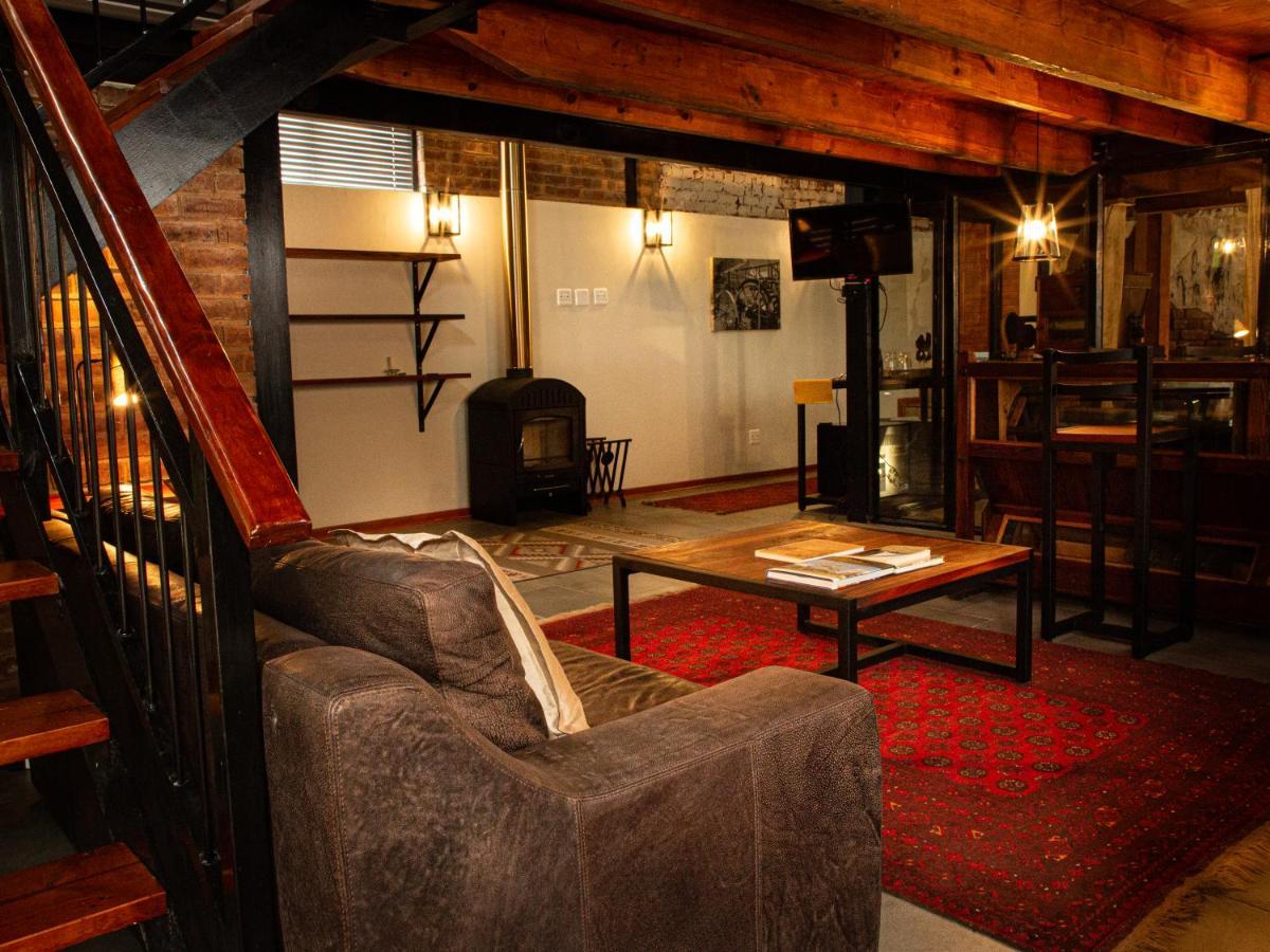 Valley Of The Rainbow Fly Fishing Estate Dullstroom Extérieur photo