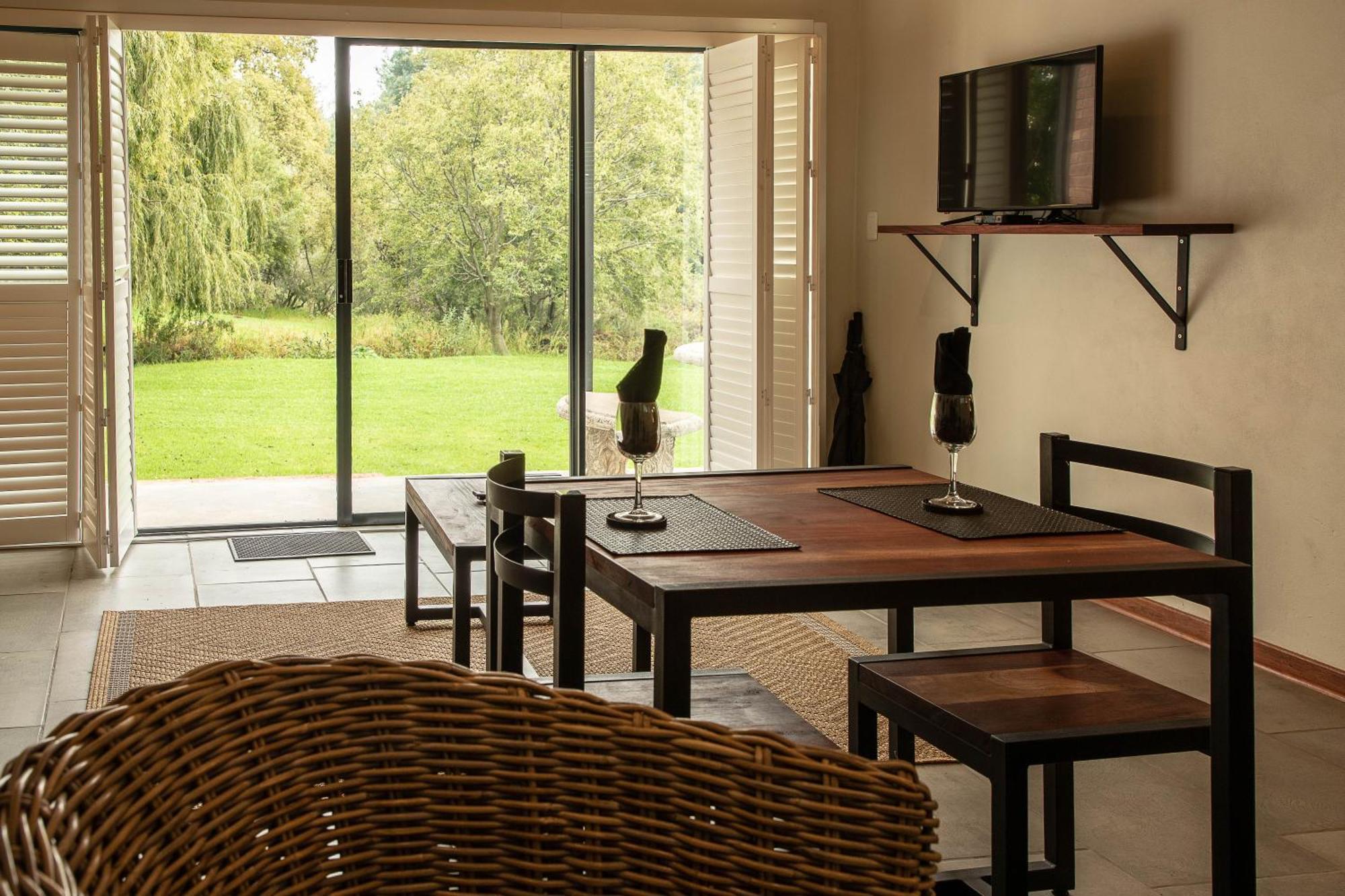 Valley Of The Rainbow Fly Fishing Estate Dullstroom Chambre photo