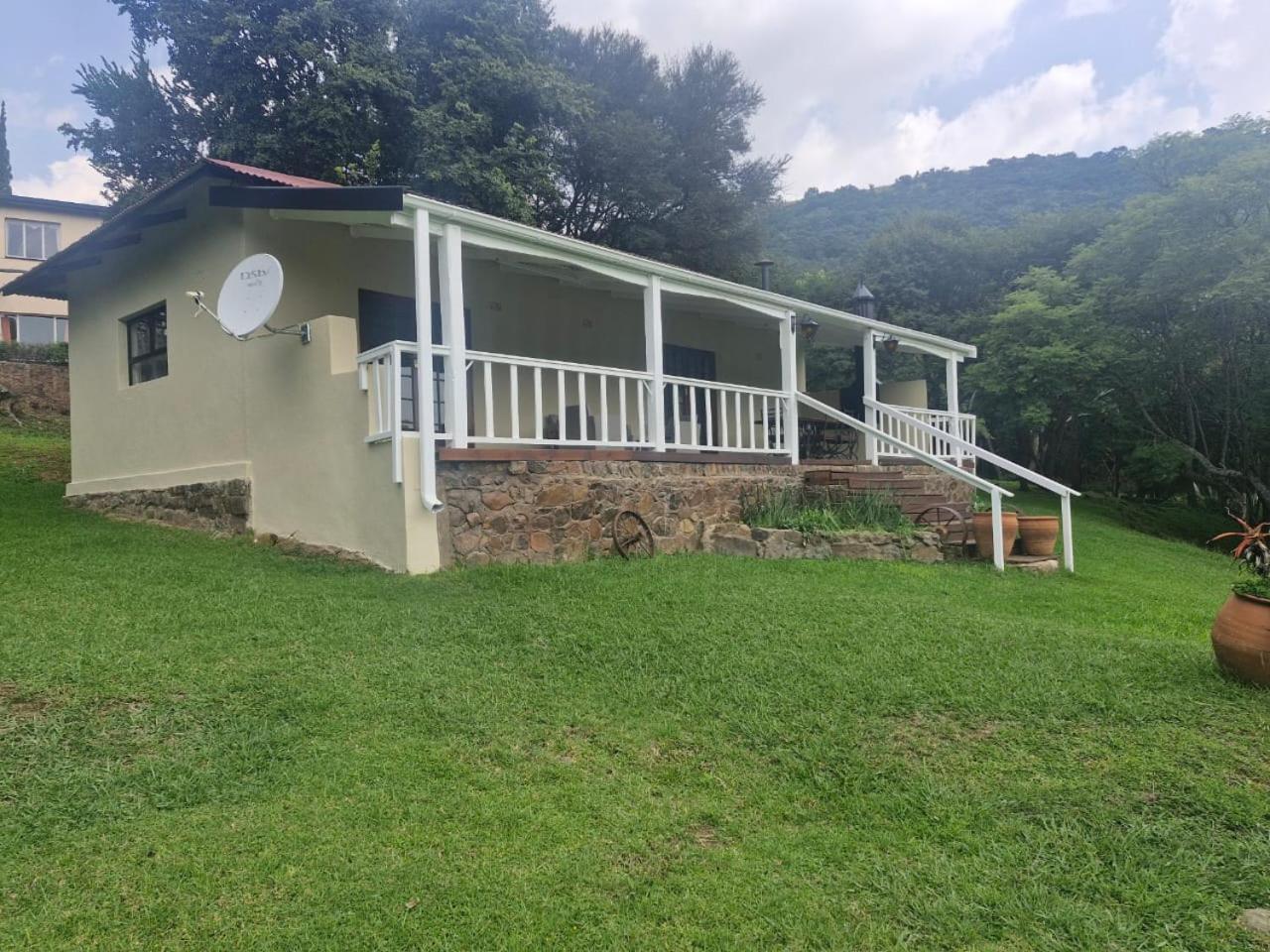Valley Of The Rainbow Fly Fishing Estate Dullstroom Extérieur photo