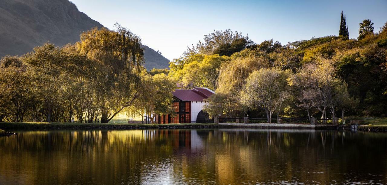 Valley Of The Rainbow Fly Fishing Estate Dullstroom Extérieur photo